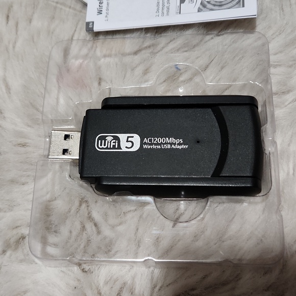 🎉Host Pick🎉 Dual Band EUC USB Adapter AC1200 Mbps - Picture 4 of 6
